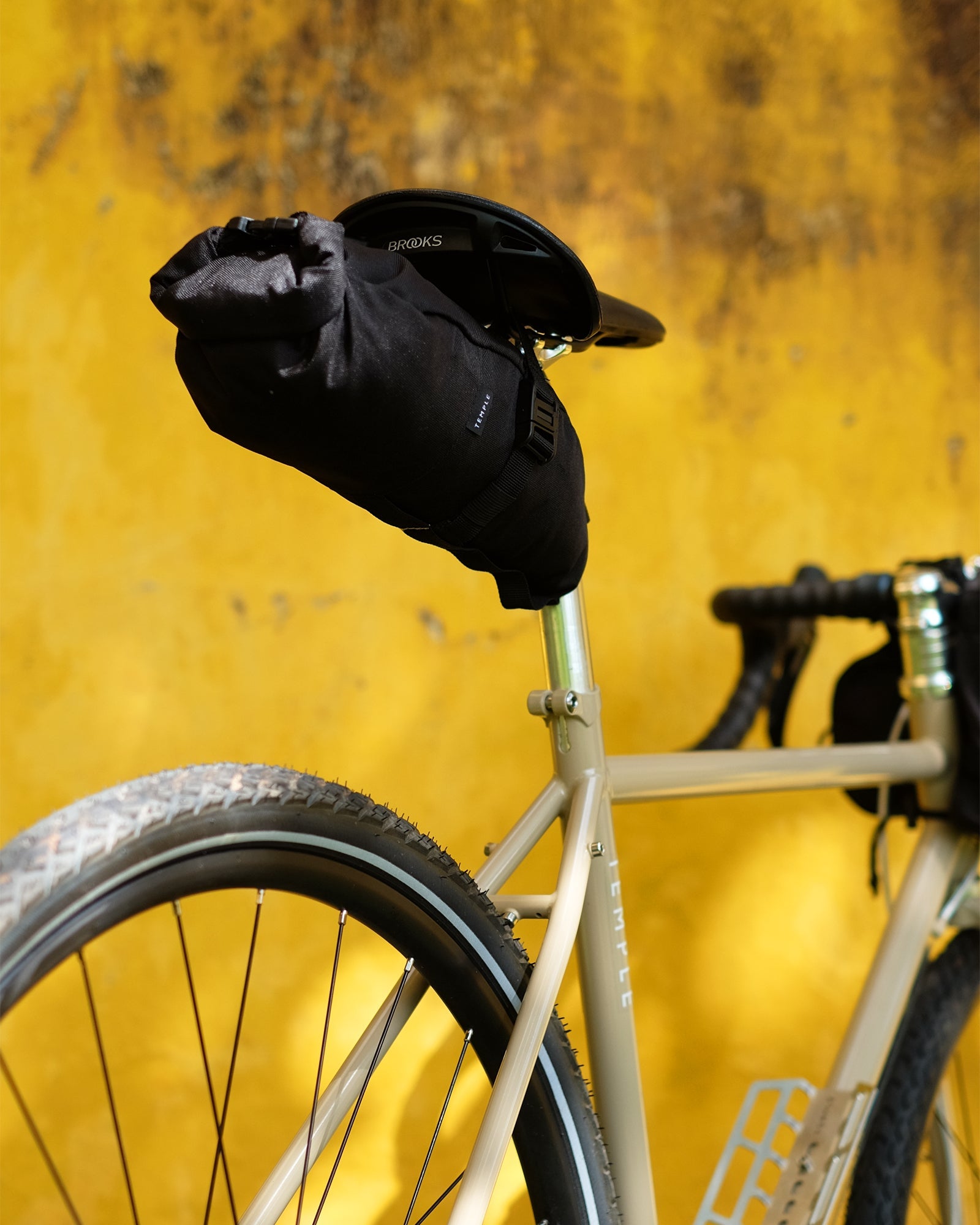 Saddle Bag - Dusky Black - Temple Outdoor
